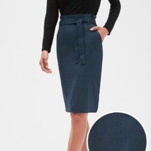 NWT: Banana Republic Blue Plaid Pencil Skirt w/ Pockets. Size 00P